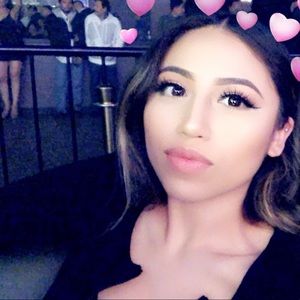 Meet your Posher, Gabriela